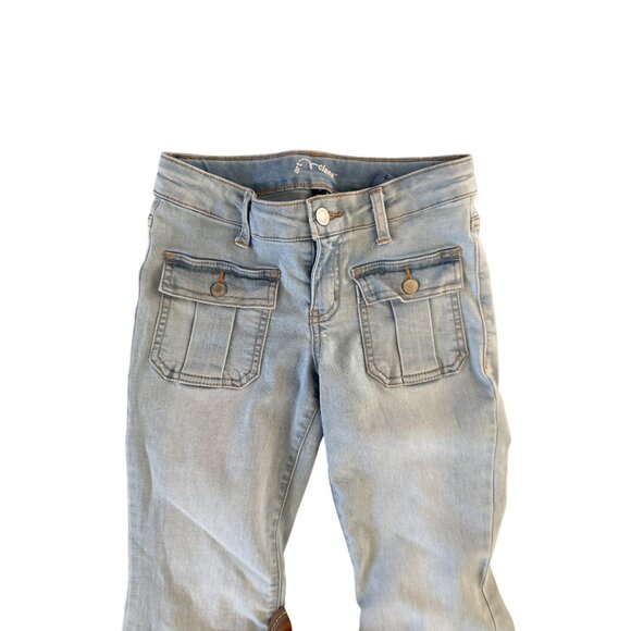 ART CLASS Girls Light Wash Flare Denim Jeans Size 12 - Picture 6 of 9